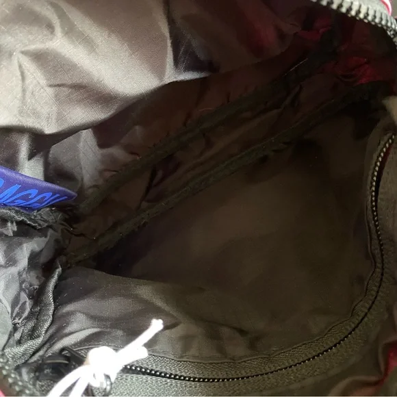 BAGGU Fanny Pack in Azalea Pink - Picture 6 of 8